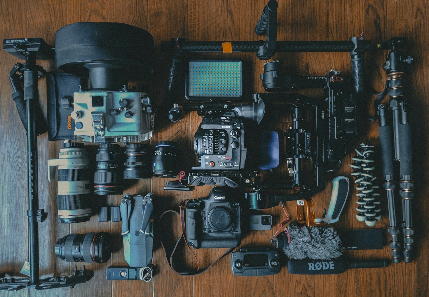 Creating Connections Through Captivating Imagery
